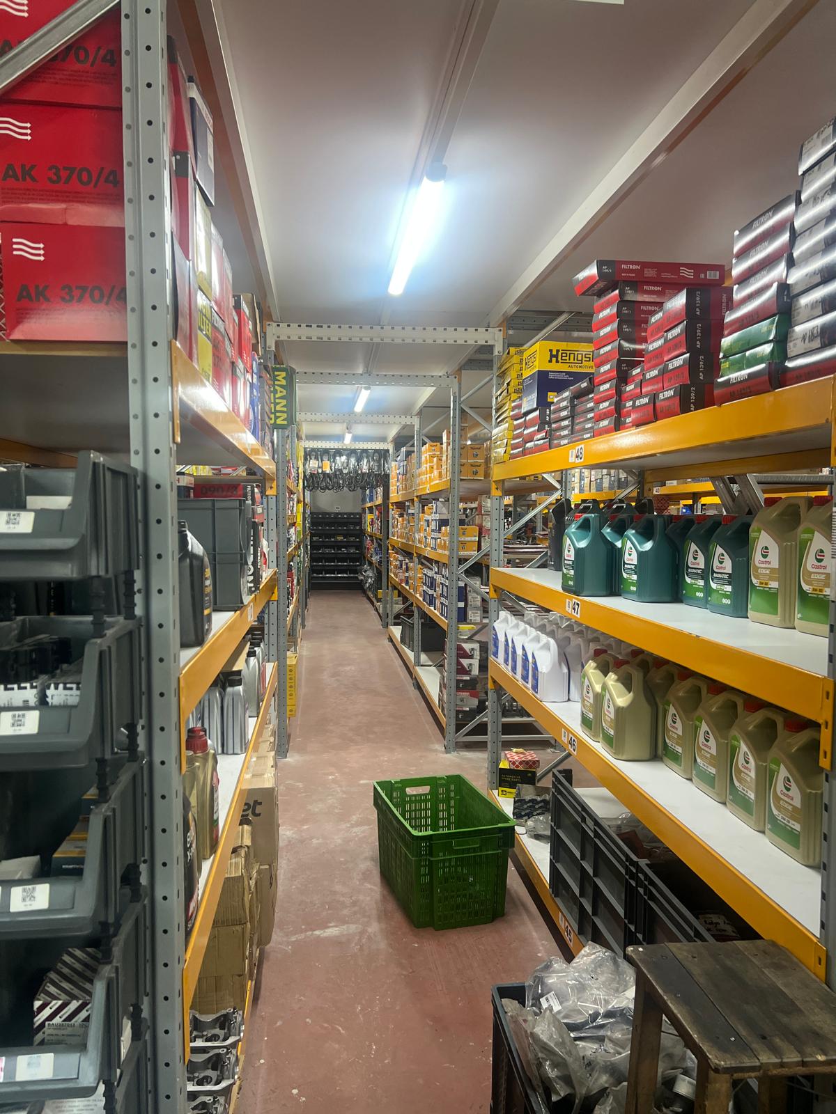 OTO MARKET satış ofisi — müşteri hizmetleri
